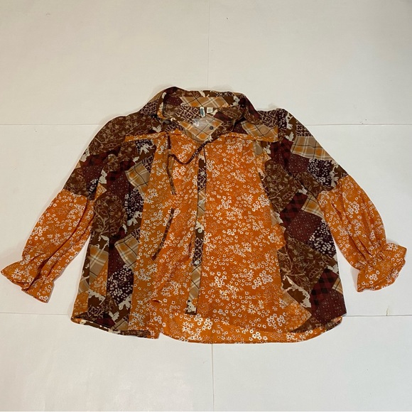 Cato Tops - 9. NWT! CATO floral top size small.